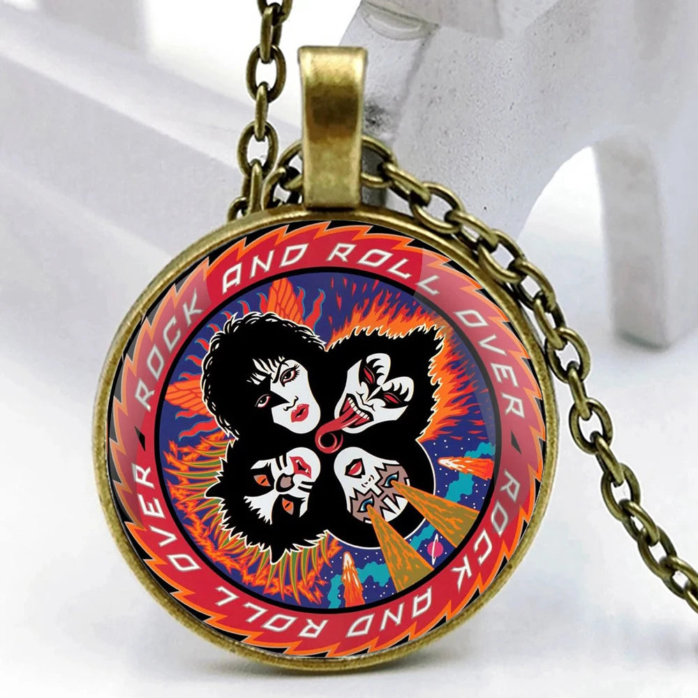 Creative Handmade Clothing Accessories Band Design Glass Dome Pendant Necklace for Men And Women Unique Jewelry Gift