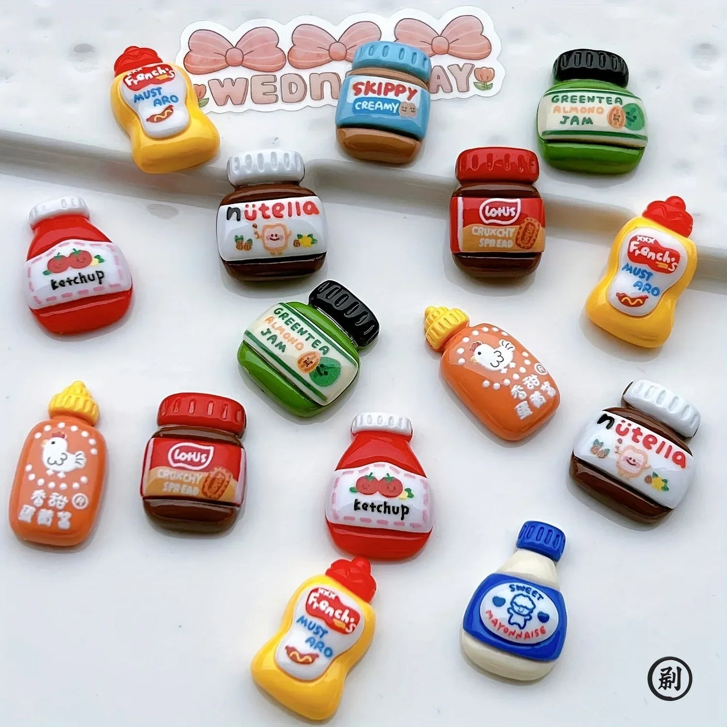 Resin accessories wholesale DIY accessories handmade materials shoe buckles water cup stickers cream glue stickers hair accessor