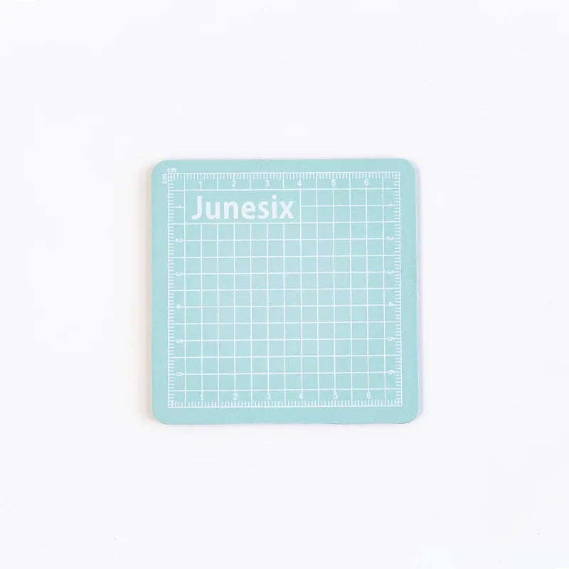 1PC Colorful Mini Model Cutting Mat Engraving Pad Art Supplies Stationery School Supplies 8*8cm for Art Supplies School Tools