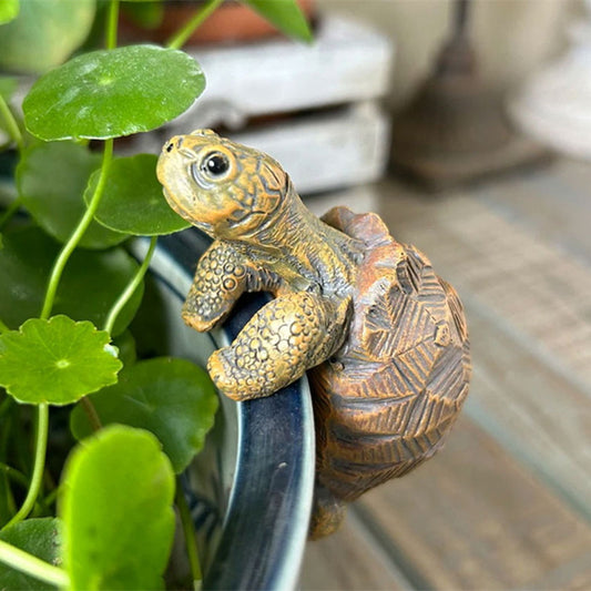 Turtle Pot Hugger – Cute Resin Tortoise for Planters & Garden Decor