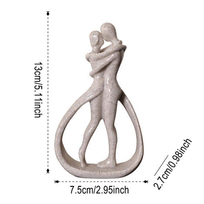 Artistic Couple Hugging Statue – Modern Abstract Design for Living Room and Home Décor
