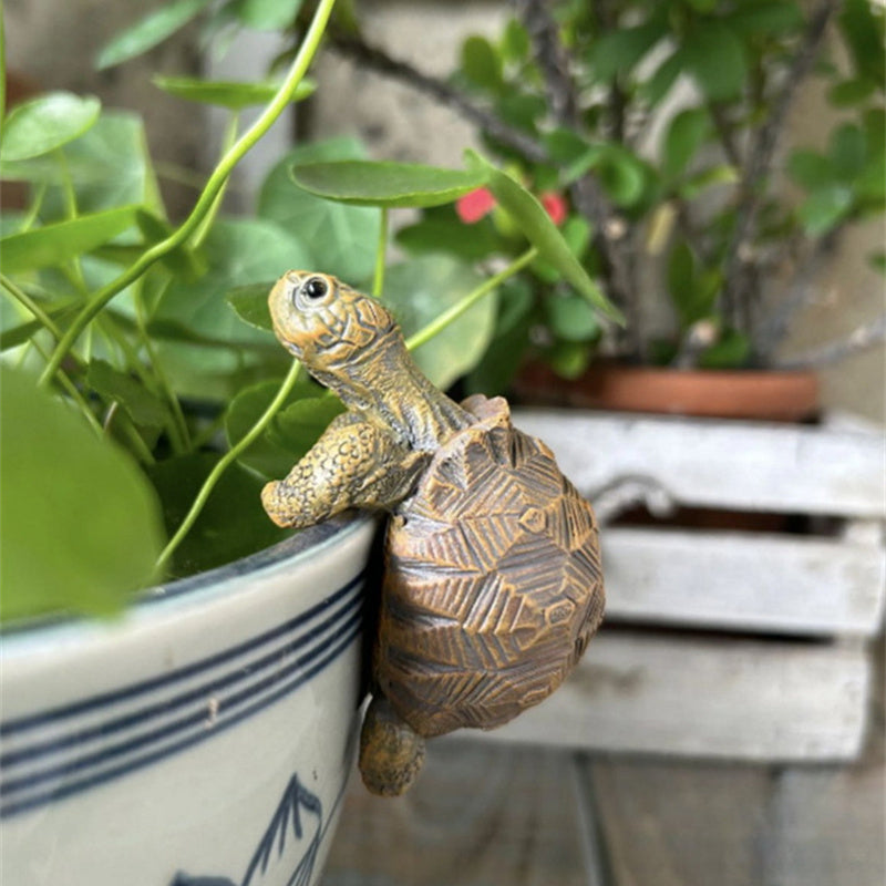 Turtle Pot Hugger – Cute Resin Tortoise for Planters & Garden Decor