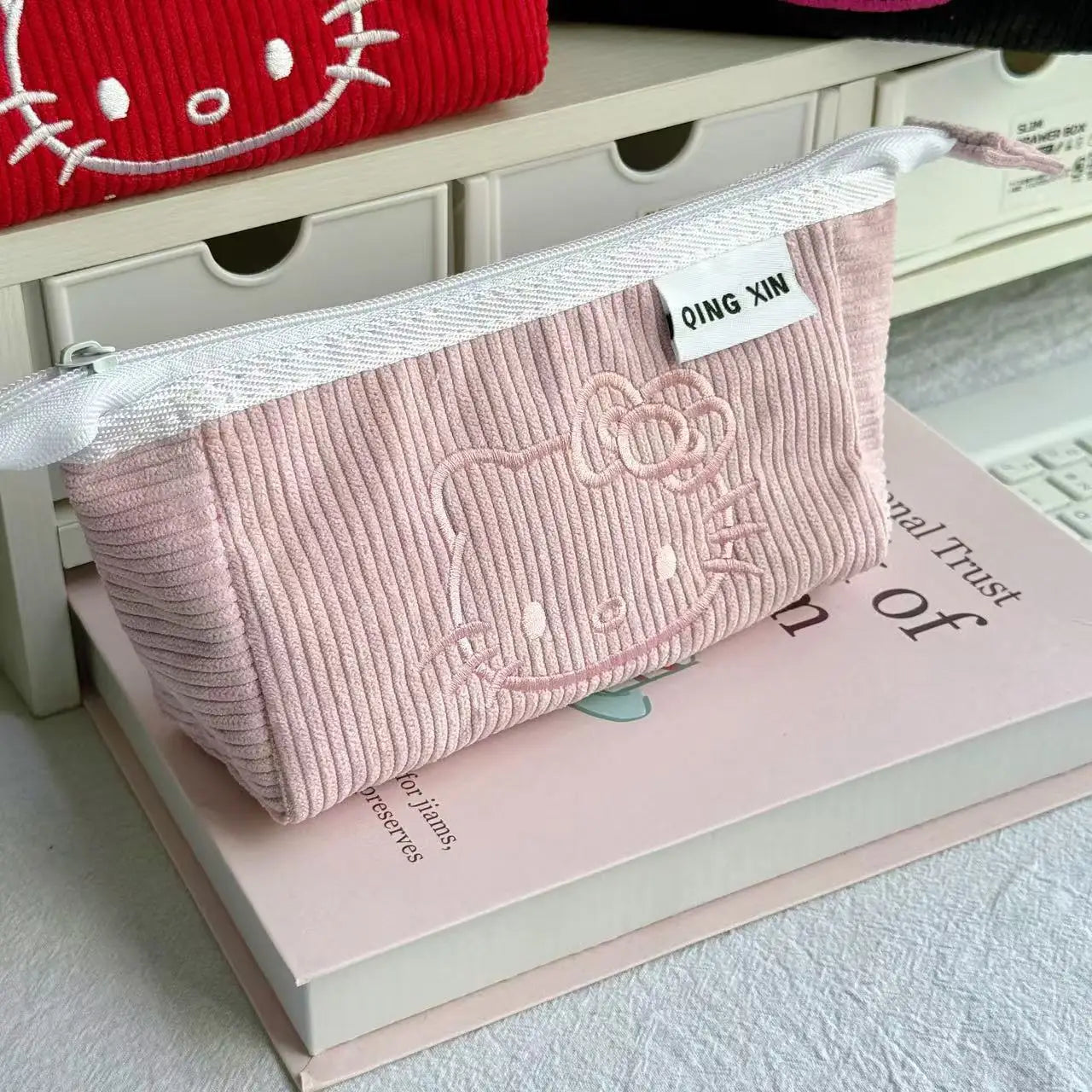 Hello Kitty Cute Makeup Bag Soft Touch High Beauty Stationery Pen Bag Fashionable Large Capacity Storage Bag Cute Girl Gift