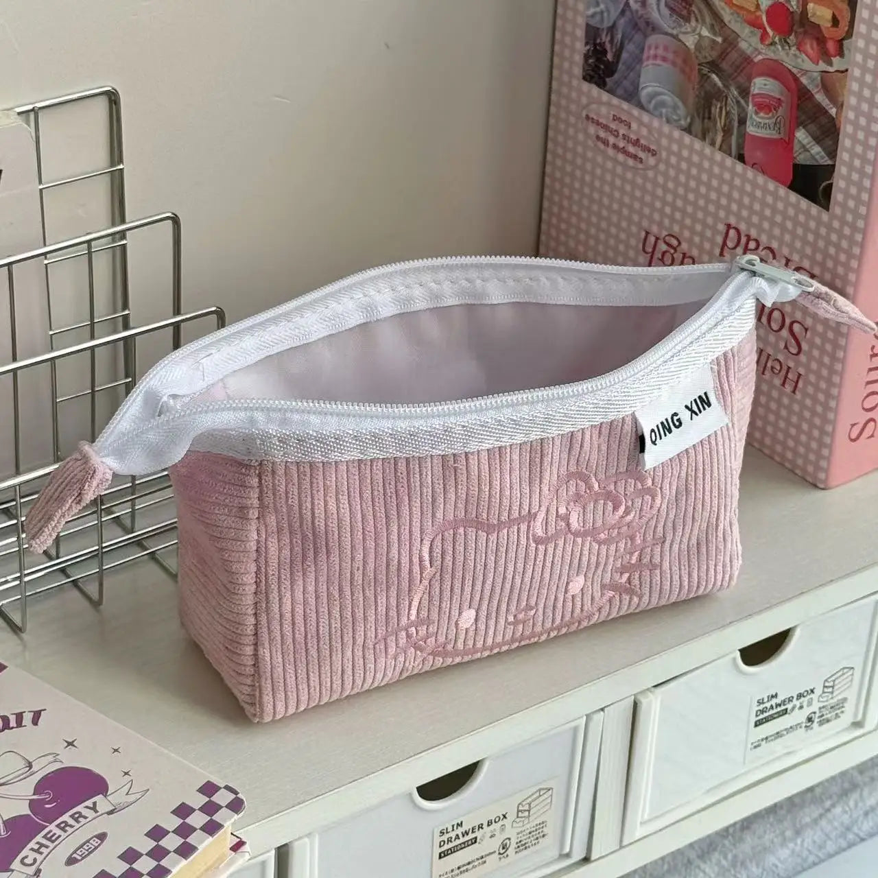 Hello Kitty Cute Makeup Bag Soft Touch High Beauty Stationery Pen Bag Fashionable Large Capacity Storage Bag Cute Girl Gift