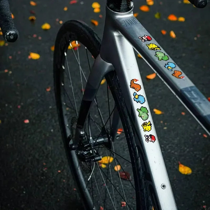 2pcs/Set Pokemon Charmander Reflective Car Stickers Collision Night Warning Reflective Sticker for Automobile Trunk Accessories