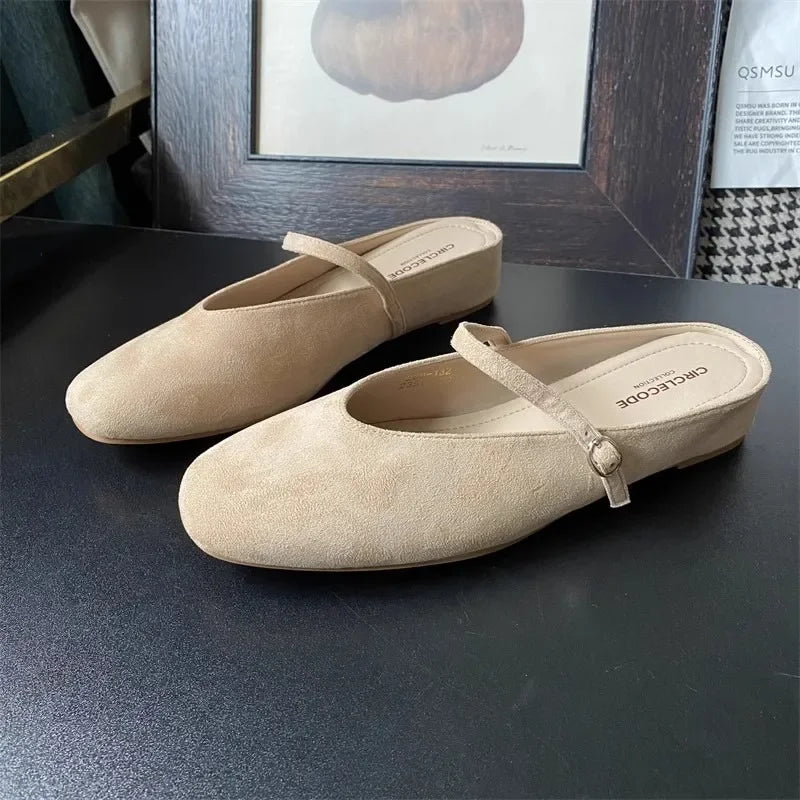 Woman Shoes ‌Summer New Women's Slippers Outdoor Casual Low Heel Slides with Buckle Slippers Women Daily Wear Closed Toe Sandals