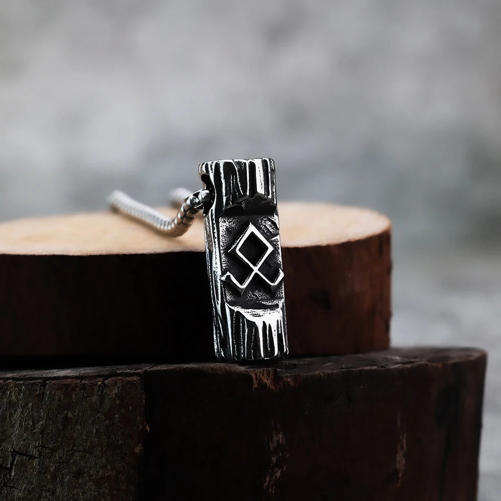 European and American Style Fashionable and Minimalist Clothing Accessories Personalized Men's Pendant Holiday Gif