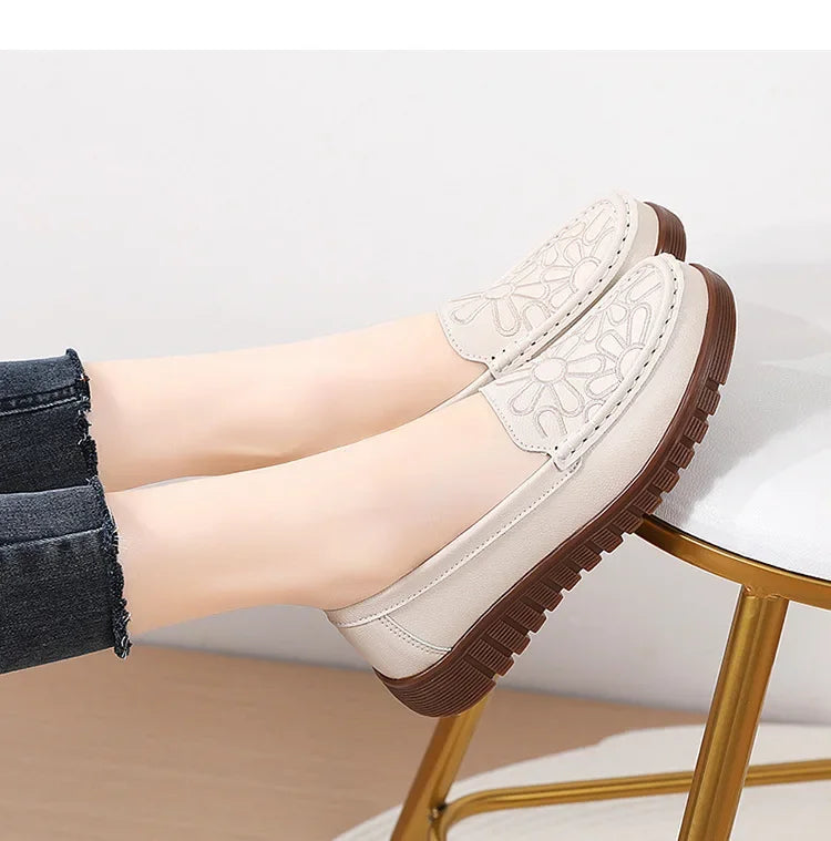 Women's Shoes Slip-on Loafers Ladies Casual Shoes Platform Wedge Moccasins Sneakers Comfortable Flat Shoes Zapatos Mujer 2024