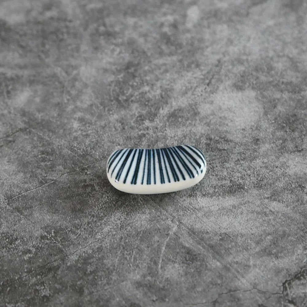 Kitchen Tools Rest Ceramic Chopsticks Stand Chopsticks Holder Tableware Chopsticks Spoon Rack