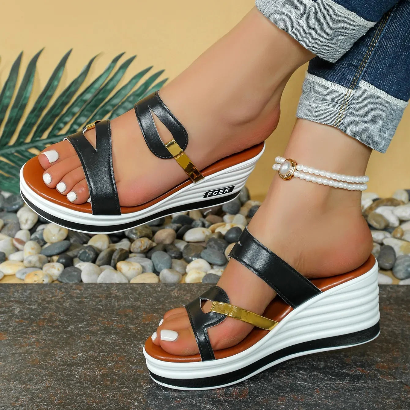 2025 New Shoes for Women Fashion Peep Toe Sandals Wedges Slippers Outdoor Comfort Casual Shoes Female Platform Slides Women