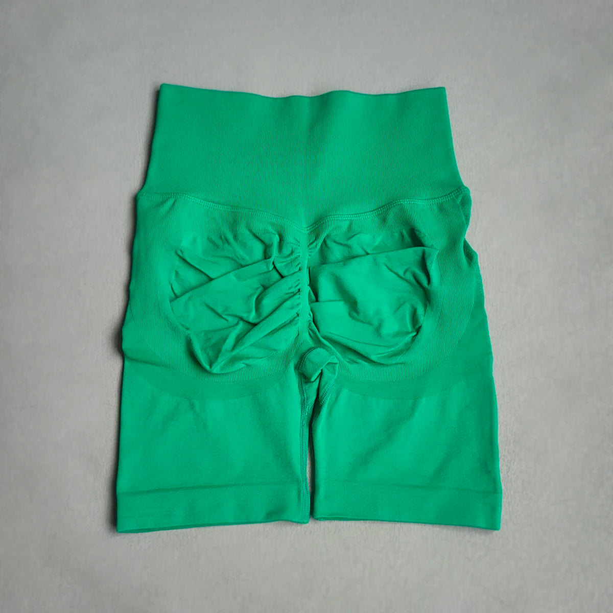 Yoga Shorts Women Sports Shorts Seamless Gym Workout Shorts High Waist Push Up Fitness Sports Shorts Cycling Shorts