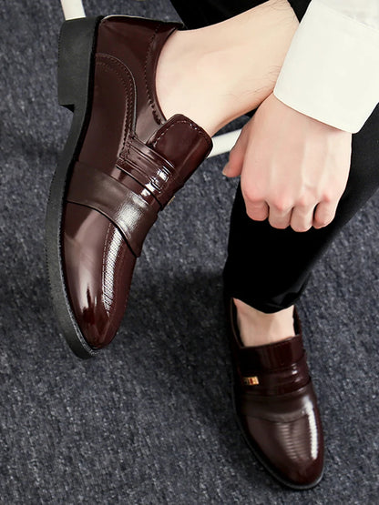 Men's shoes in spring and autumn, men's middle-aged and elderly business casual shoes, breathable soft soled dad shoes, pointed