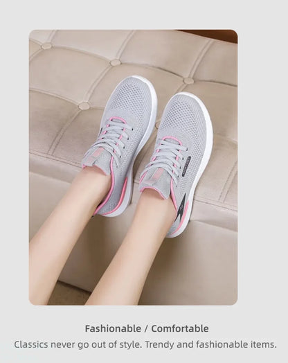 تتميز أحذية المشي النسائية بنعل ناعم ومقاوم للانزلاق مما يجعلها مثالية للعدائين الأنيقين. قابلة للتنفس ومريحة