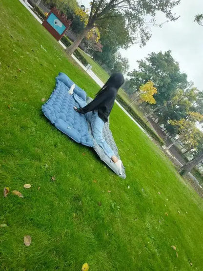 Camping sleeping mats Portable inflatable mattresses Outdoor inflatable mattresses Thickened camping Foot-operated inflatable
