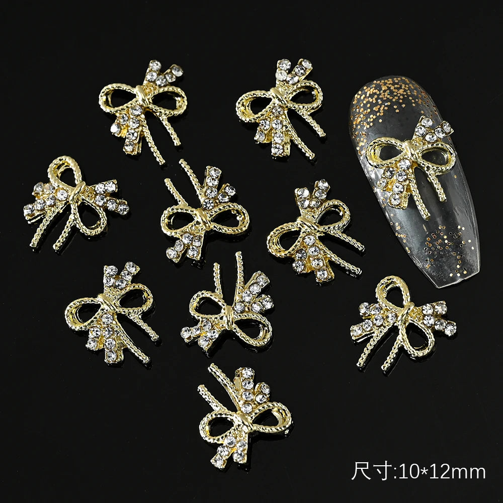 10Pcs Christmas Garland Bow 3D Nail Art Charms Sparkly Alloy Gold/Silver Wreath Design Jewelry Luxury Manicure Rhinestone Parts
