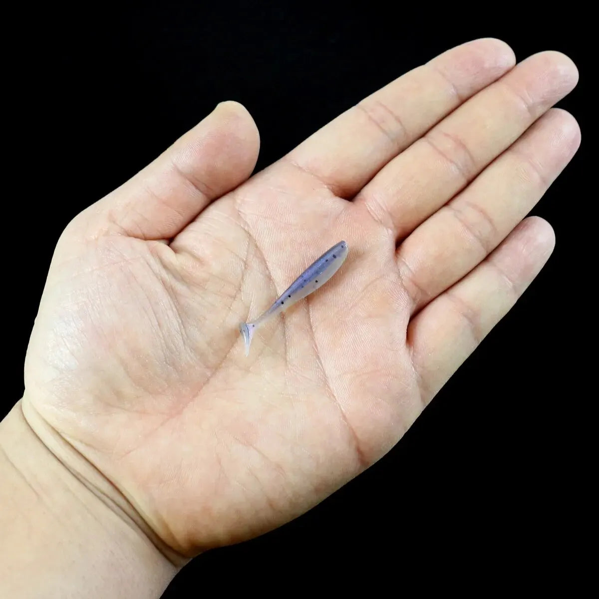 50 قطعة من طُعم صيد السمك الناعم الصغير، طُعم دودة ذيل حرف T، طُعم صناعي من السيليكون، أدوات صيد سمك البايك