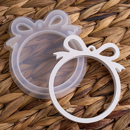 Christmas Series Hanging Pendant Silicone Mold DIY Resin Gypsum Mould Christmas Tree Deer Gloves Snowflake Home Decor Supplies