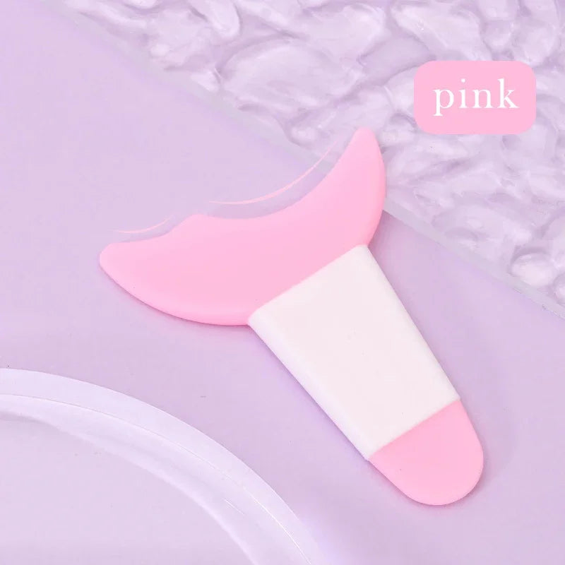 Silicone Eyeliner Stencil Tool – Winged Eye Makeup Guide, Reusable, Easy for Beginners, Certified, DIY Friendly,Skin-Safe,Unisex