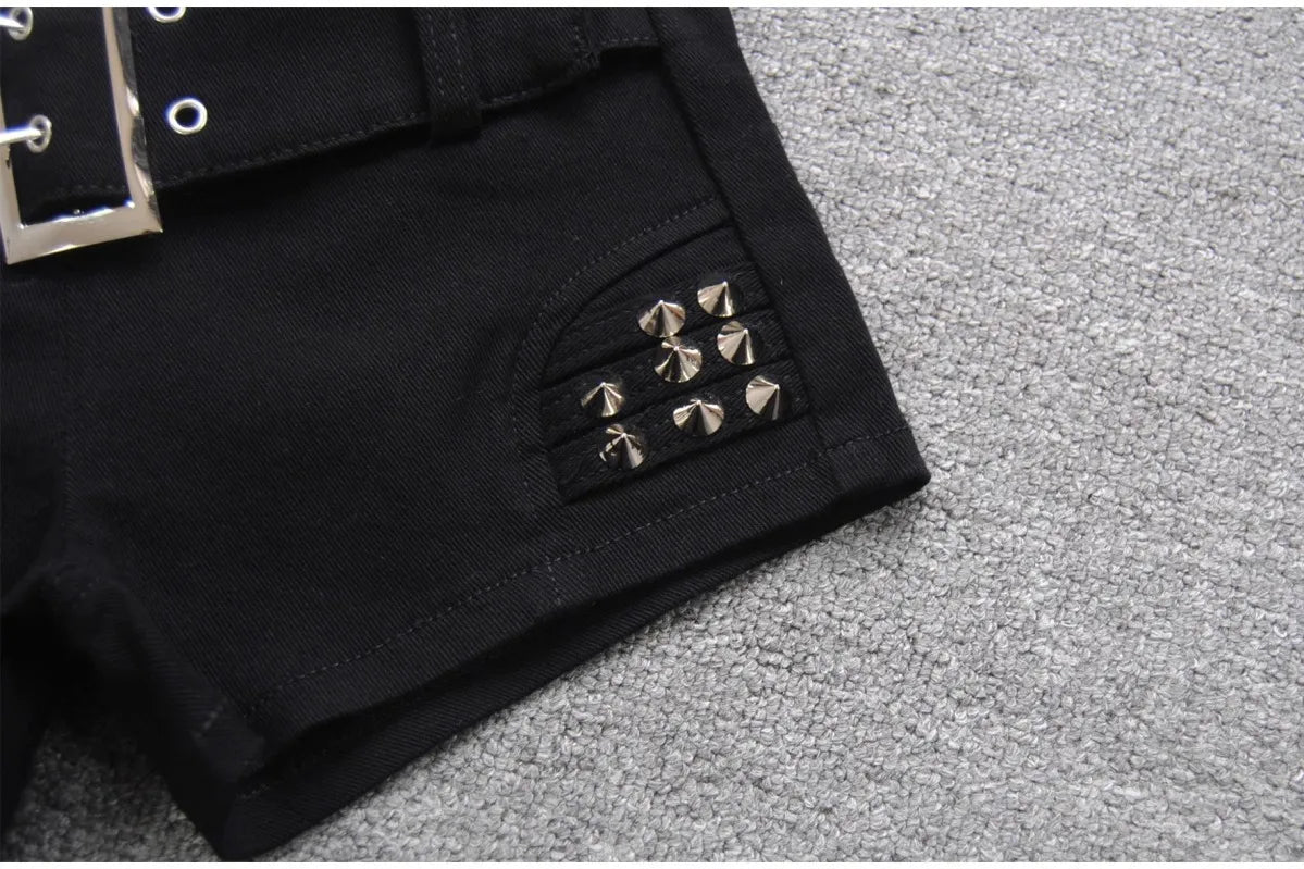Denim Shorts Women Low-waisted Black Slim Fit Sexy Hot Girls Rivet Belt Design Unique All-match Nightclub Bodycon Summer Y2k