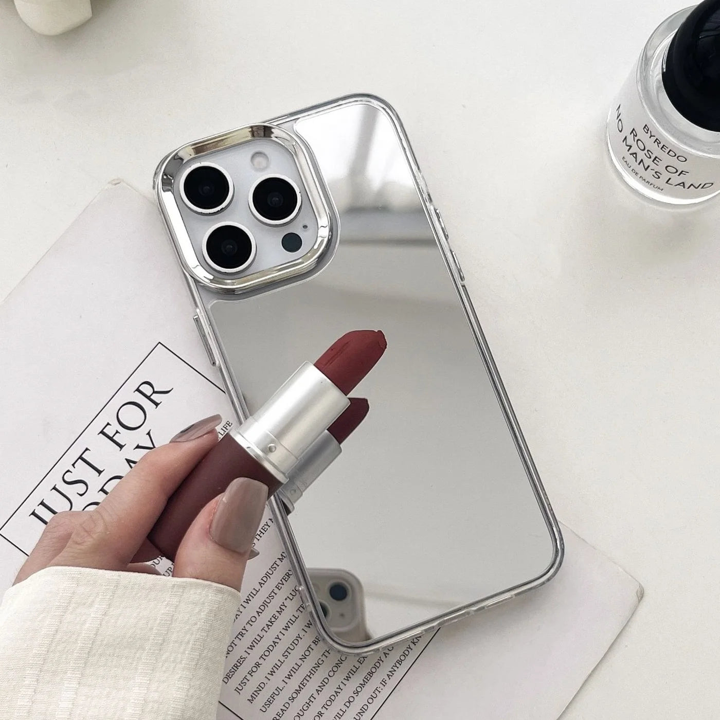 Luxury Plating Make Up Mirror Phone Case For iPhone 16 15 14 13 12 11 Pro Max XR X XS Hard Acrylic Shockproof Bumber Cover