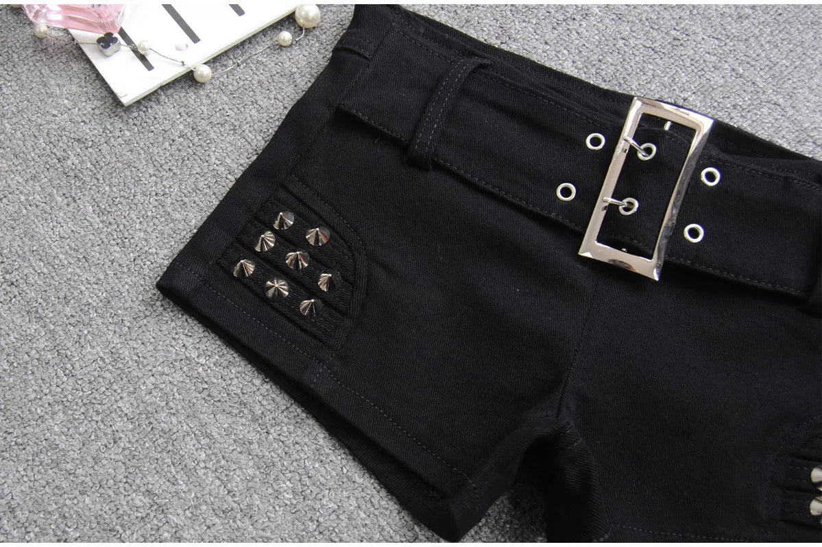 Denim Shorts Women Low-waisted Black Slim Fit Sexy Hot Girls Rivet Belt Design Unique All-match Nightclub Bodycon Summer Y2k