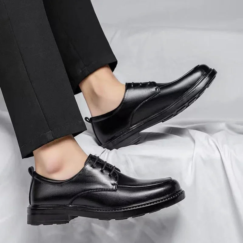 Social Shoe for Men New Dress Shoes Man Business Official 2024 Style Footwear Gentleman Cheap Liquidation Elegant and Classic 39