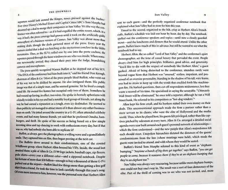 The Snowball: Warren Buffett and The Business of Life Personal Investment and Financial Management Books