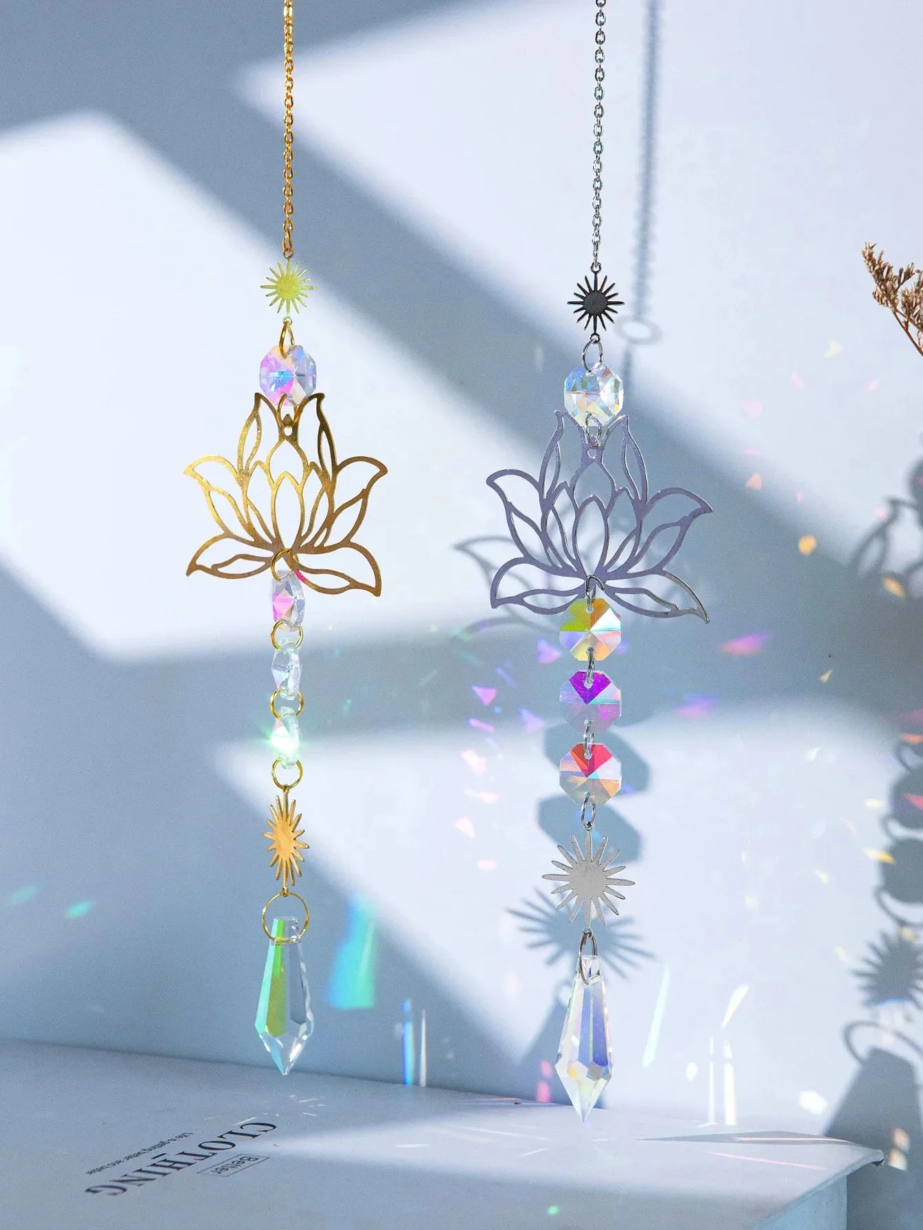 1Pc Metal Lotusand Artificial Crystal Suncatcher Charm Handmade Applicable Home Wind Chime Pendant Outdoor Garden Plant