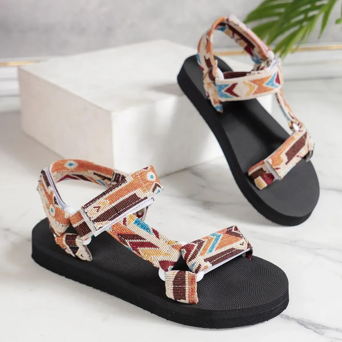 Women's Shoes 2025 Open Toe Women's Sandals Summer Bohemian Mixed Color Soft Sole Lightweight Casual Comfortable Flat Sandals