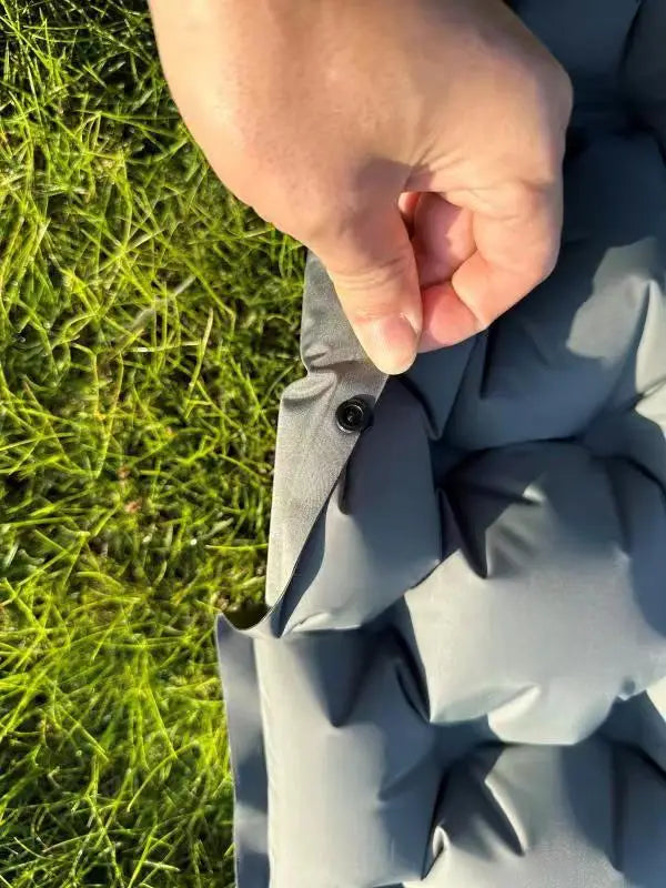 Camping sleeping mats Portable inflatable mattresses Outdoor inflatable mattresses Thickened camping Foot-operated inflatable