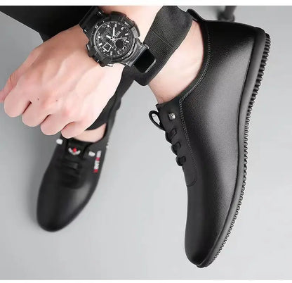 2024 New Casual Shoes for Men Fashion Lightweight Men Walking Shoes Comfortable Slip-on Loafers Outdoor All Match Men Flat Shoes