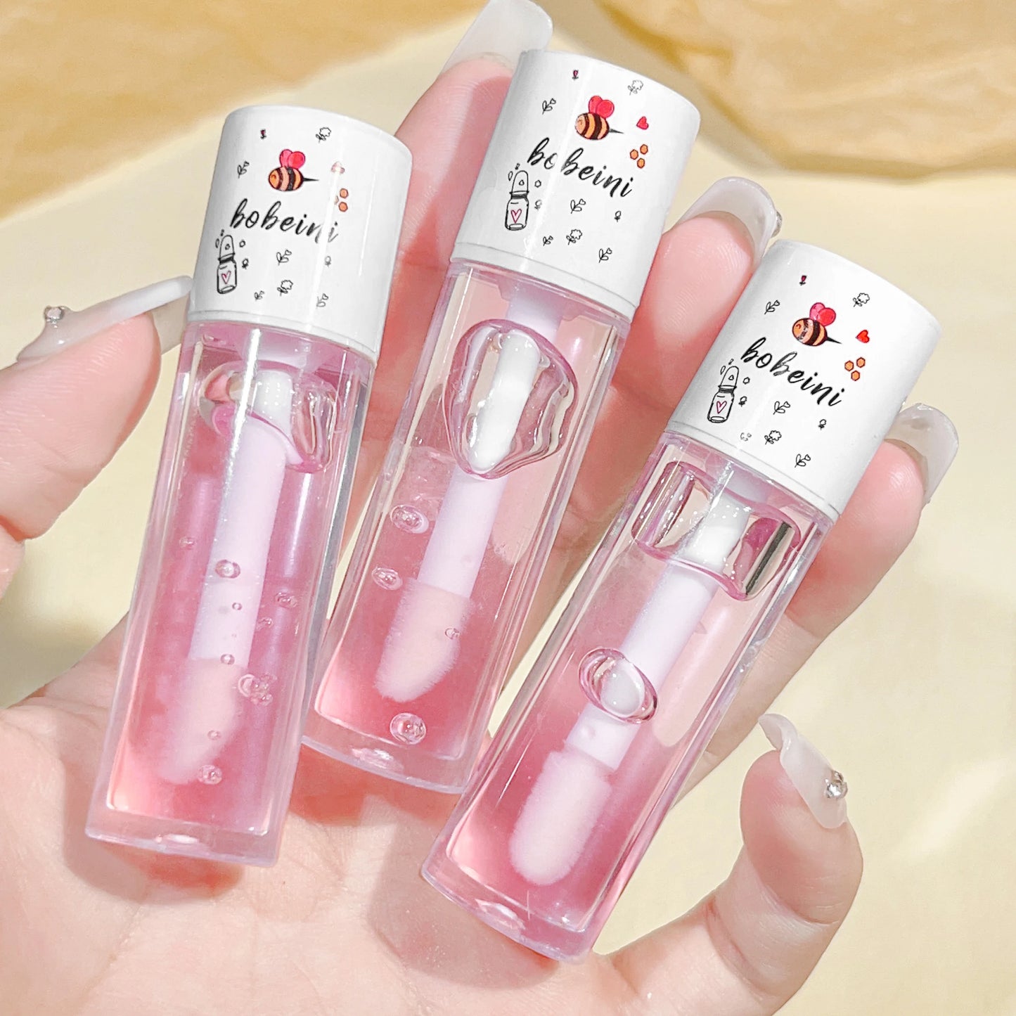 Water-gloss lip oil, honey-colored lip oil, moisturizing and hydrating lip gloss, reducing lip lines, water-gloss lip makeup