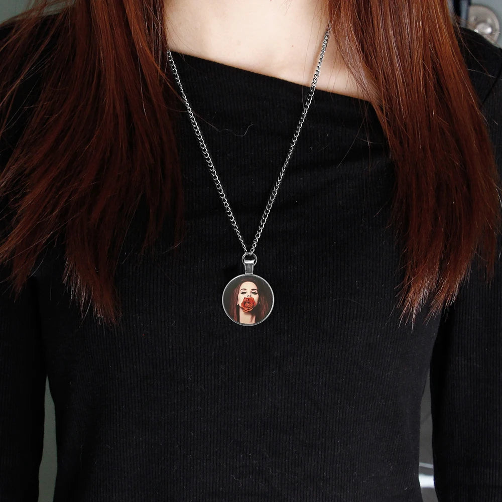 Creative Handmade Clothing Accessories Band Design Glass Dome Pendant Necklace for Men And Women Unique Jewelry Gift