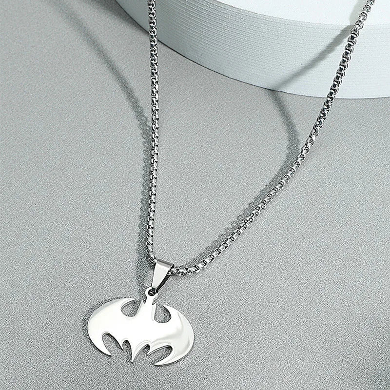 DC Comics Batman Fashion Accessories Necklace for Men and Women Stainless Necklace Vintage Solid Metal Colla Birthday Gifts New