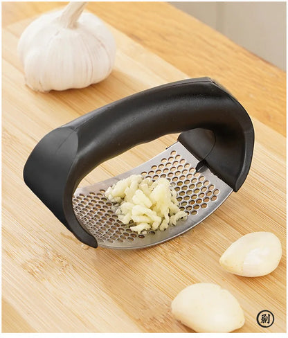 Kitchen Artifact: Garlic Press Crusher, Manual Garlic Crusher, Garlic Chopping Tool, Kitchen Accessories