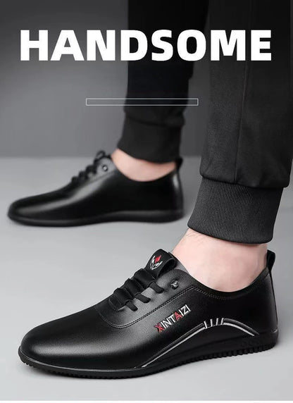 2024 New Casual Shoes for Men Fashion Lightweight Men Walking Shoes Comfortable Slip-on Loafers Outdoor All Match Men Flat Shoes