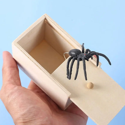 Trick Spider Funny Scare Box Wooden Hidden Box Quality Prank Wooden Scare Box Fun Game Prank Trick Friend Office Toys