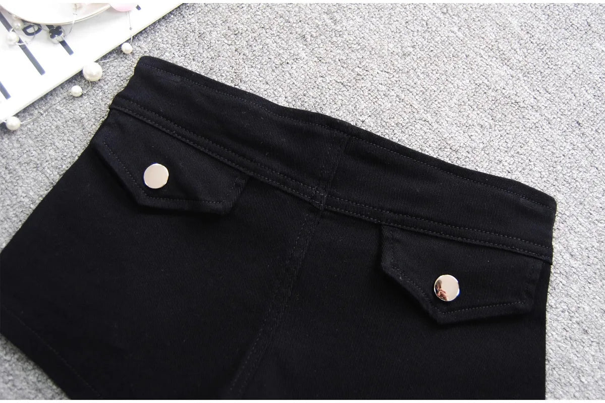 Denim Shorts Women Low-waisted Black Slim Fit Sexy Hot Girls Rivet Belt Design Unique All-match Nightclub Bodycon Summer Y2k