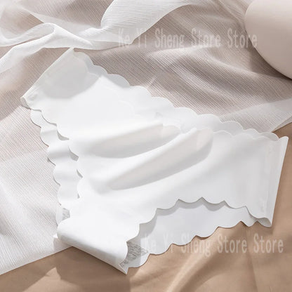 4 pieces of seamless underwear for women, breathable, simple, thin, close-fitting, invisible wavy triangle pants for women