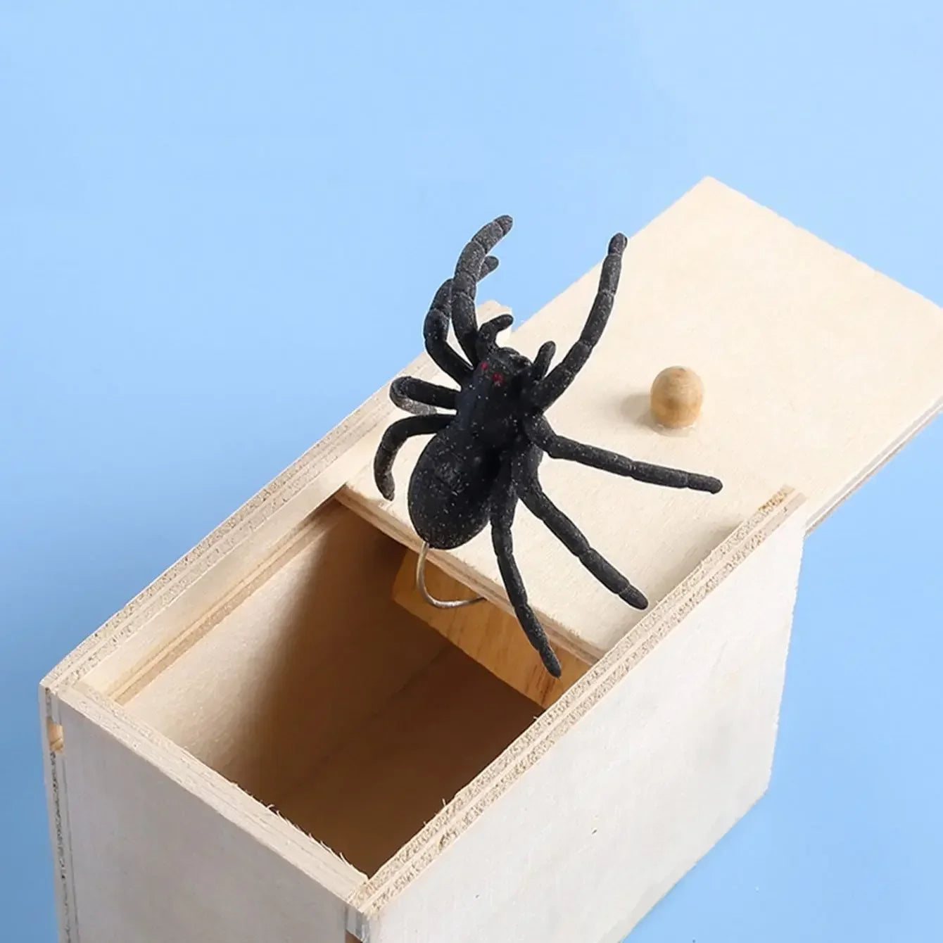 Trick Spider Funny Scare Box Wooden Hidden Box Quality Prank Wooden Scare Box Fun Game Prank Trick Friend Office Toys