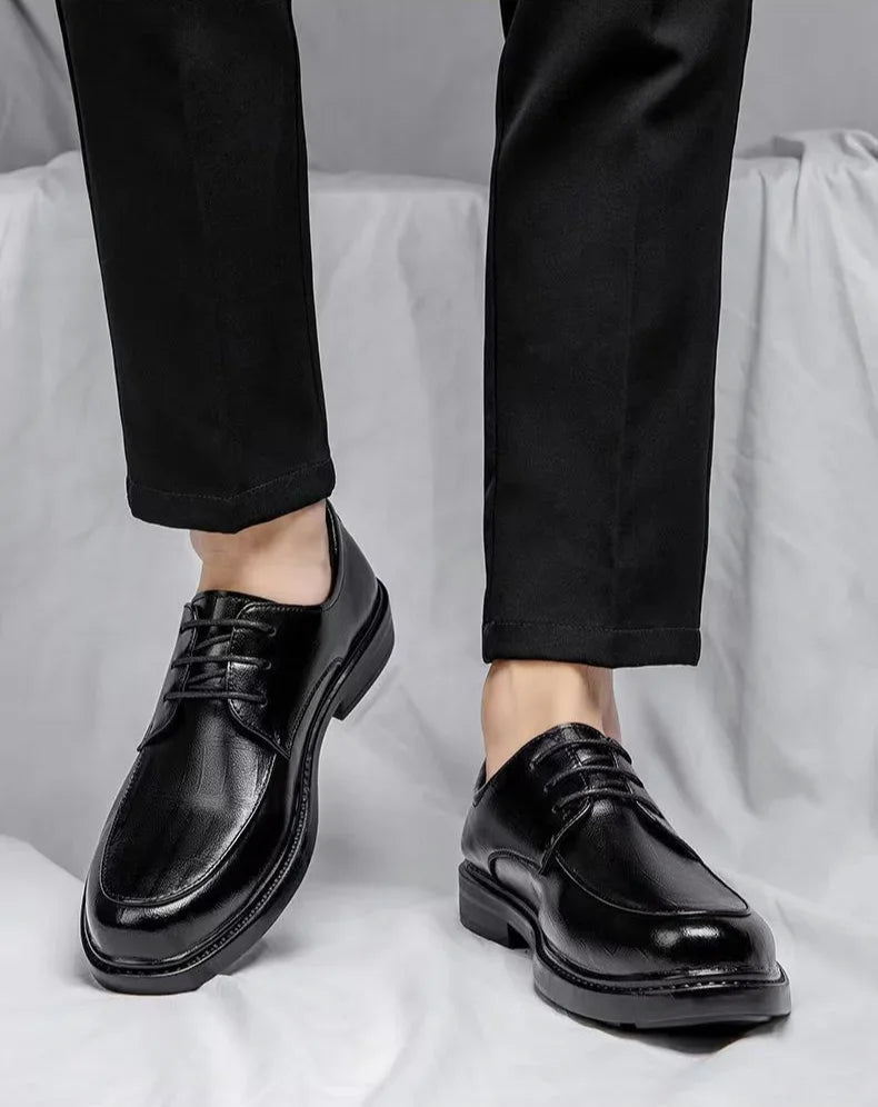 Social Shoe for Men New Dress Shoes Man Business Official 2024 Style Footwear Gentleman Cheap Liquidation Elegant and Classic 39