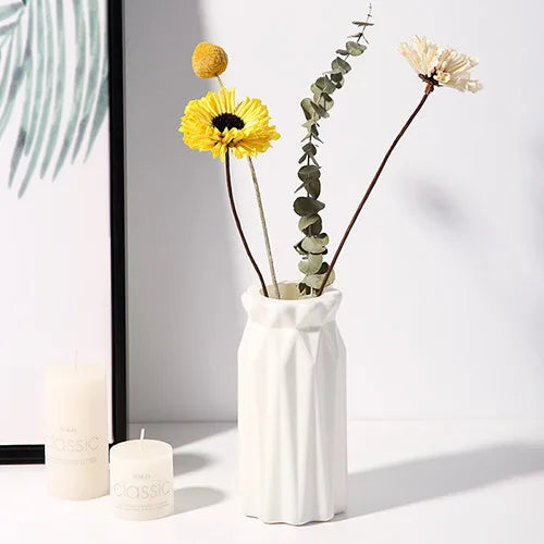 Nordic Plastic Vase Simple Small Fresh Flower Pot Storage Bottle for Flowers Living Room Modern Home Decorations Ornaments
