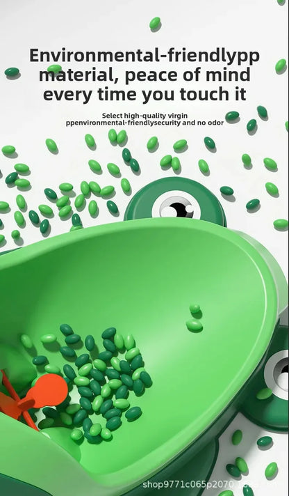 Wall-Mounted Baby Boys Urinal Child Training Toilet Stand Up Urinal Toddler Boys Potty Holder Travel Portable Training Urinal