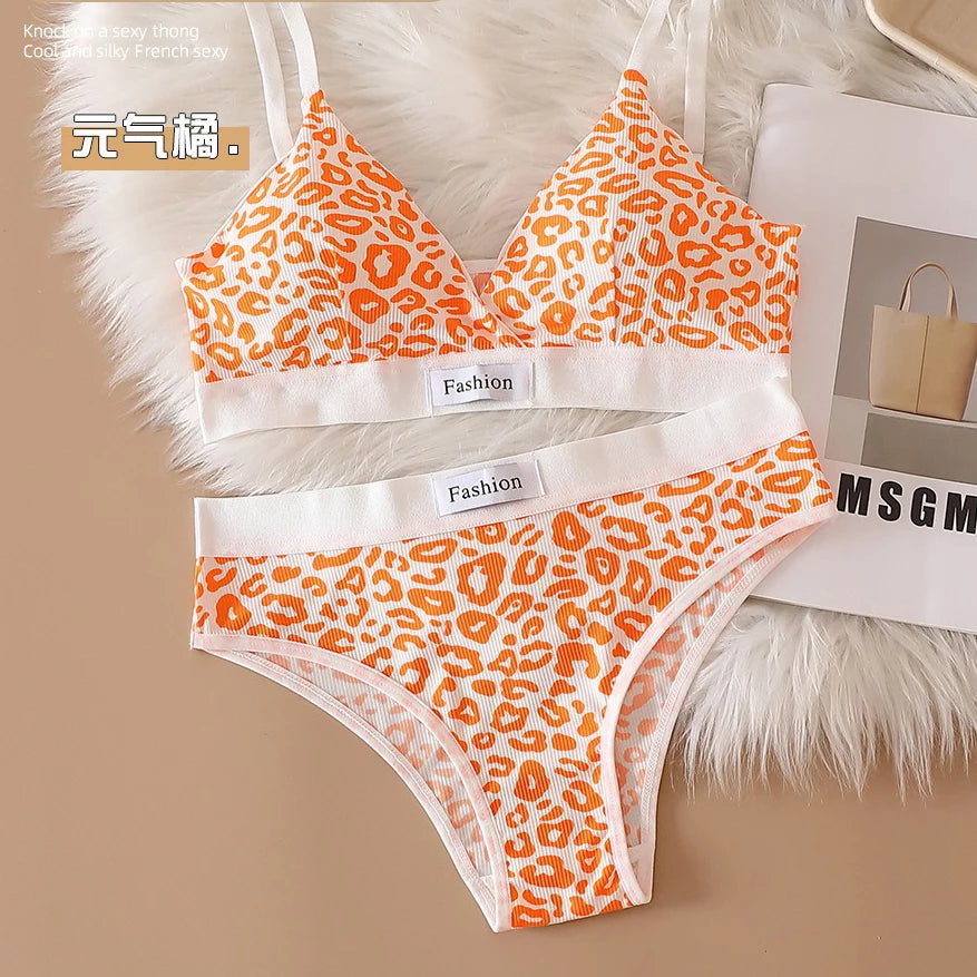 Women Seamless Bra Set Low Waist Panties Leopard Bralette Sexy Lingerie Set Vneck Sport Brassiere Female Cotton Underwear Set