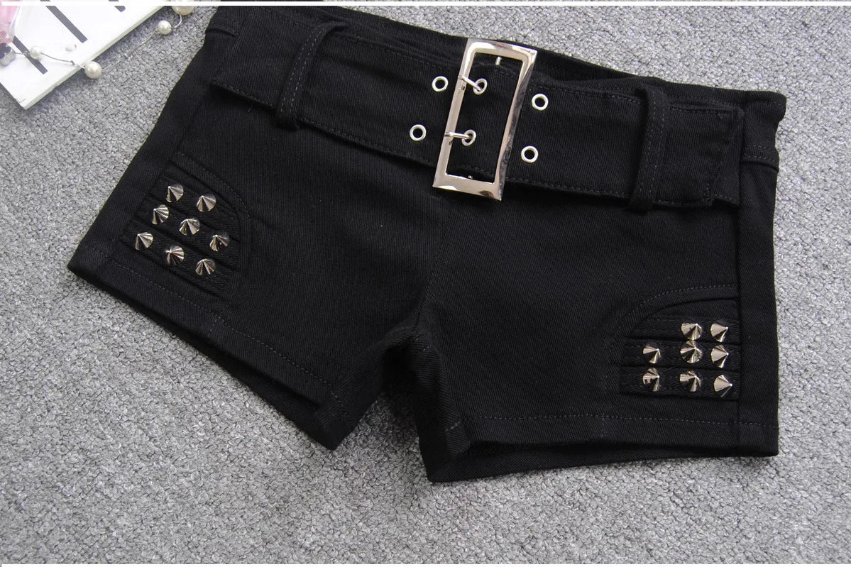 Denim Shorts Women Low-waisted Black Slim Fit Sexy Hot Girls Rivet Belt Design Unique All-match Nightclub Bodycon Summer Y2k