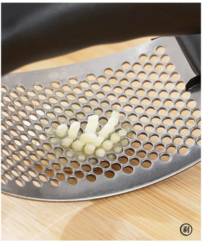 Kitchen Artifact: Garlic Press Crusher, Manual Garlic Crusher, Garlic Chopping Tool, Kitchen Accessories