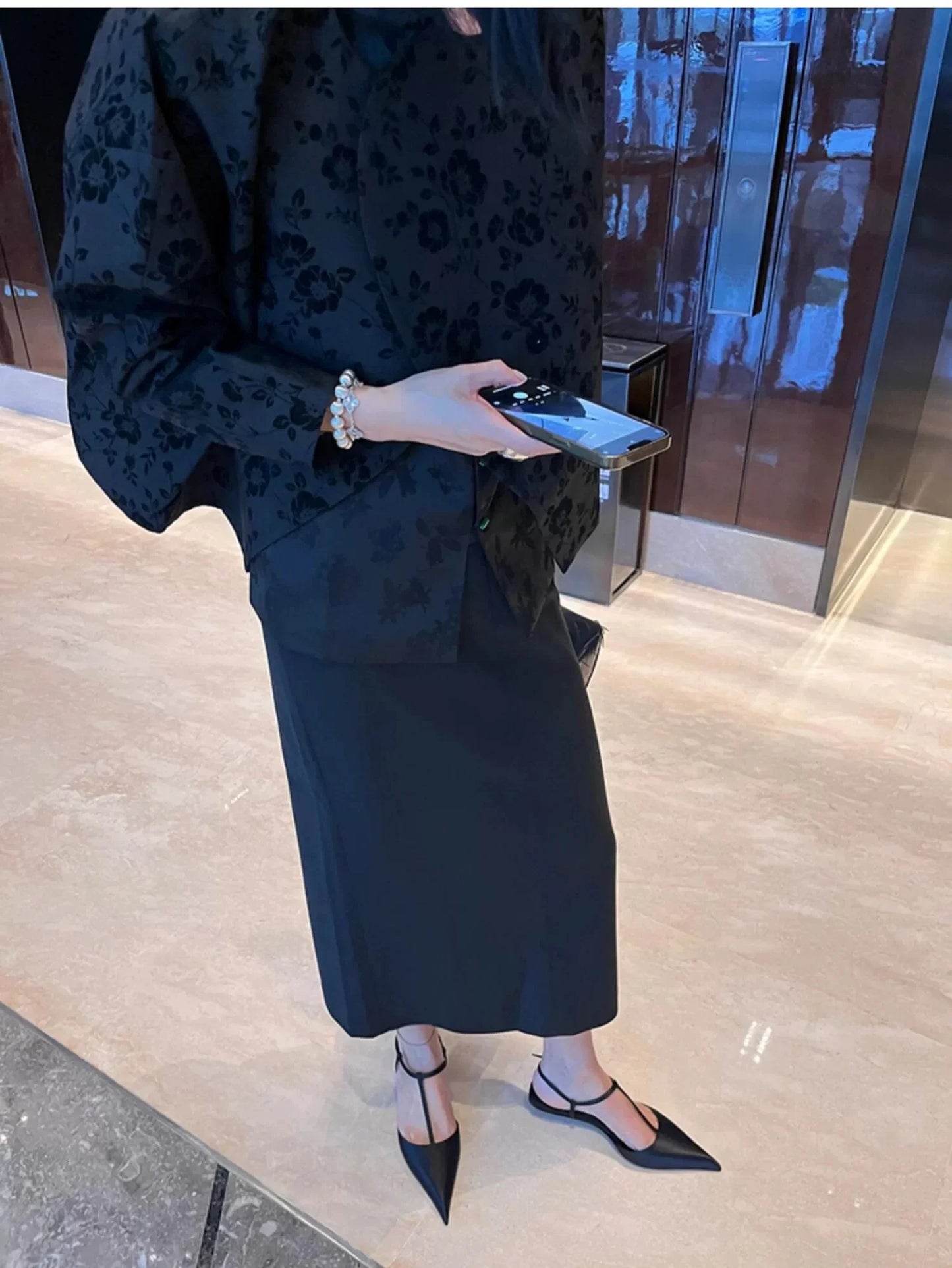 Brand Shoes for Women Sexy Pointed Toe Women's Sandals Comfortable Low Heel Trendy Sandal Simple Versatile Large Size Pumps