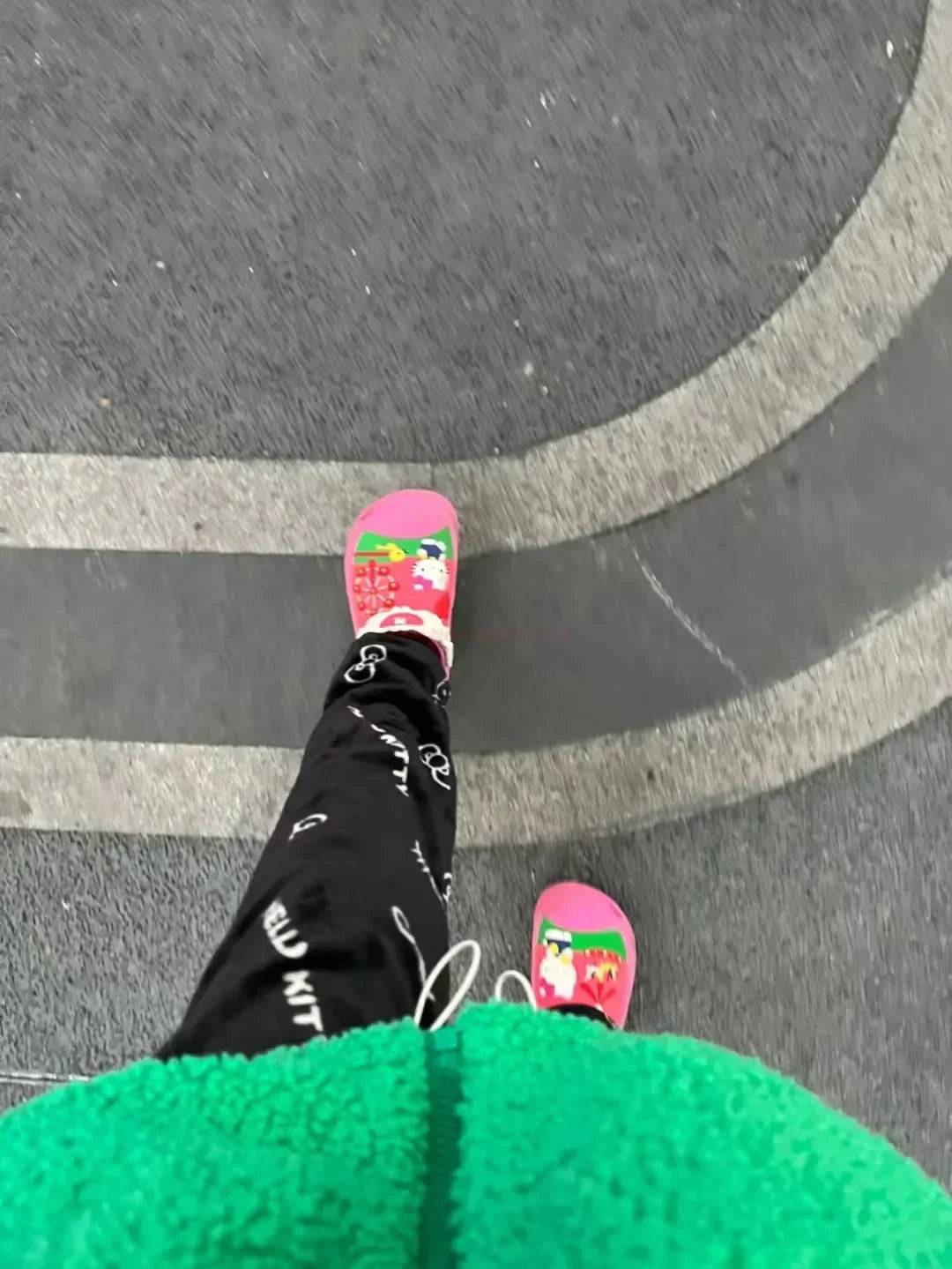 2024 Sanrio Hello Kitty Pajamas Halloween Flannel Fashion Trouserswomen Kawaii Woolen Anime Cartoon Casual Home Pants Autumn