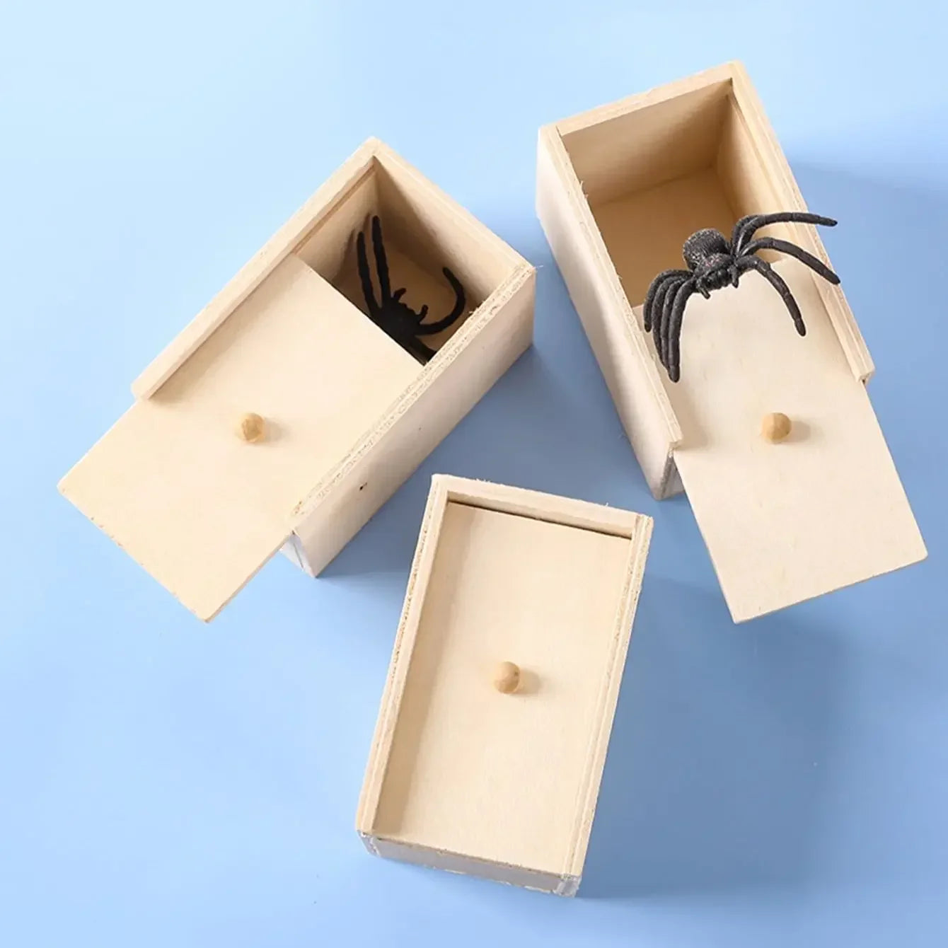 Trick Spider Funny Scare Box Wooden Hidden Box Quality Prank Wooden Scare Box Fun Game Prank Trick Friend Office Toys