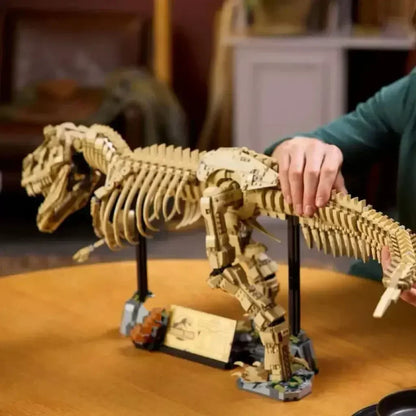 Creative 76968 Park Dinosaur World Building Set – T-Rex Fossil Bricks Kit, Tyrannosaurus Rex Toy for Boys & Kids – Ideal Christmas Gift